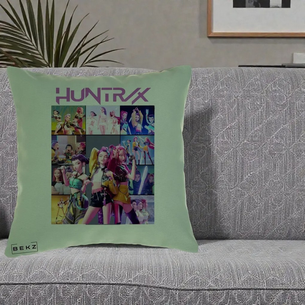 Perna Personalizata K-pop HUNTRX Colaj Animat Foto Grup, 40x40 cm, Verde, Husa Detasabila, Perna Inclusa, BEKZ®