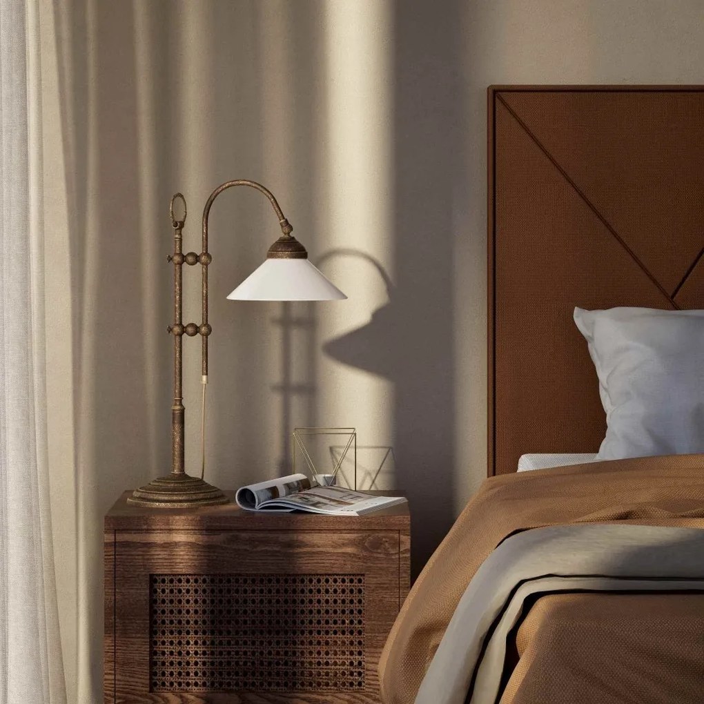 Lampa de masa stil clasic italian din alama Fiordo