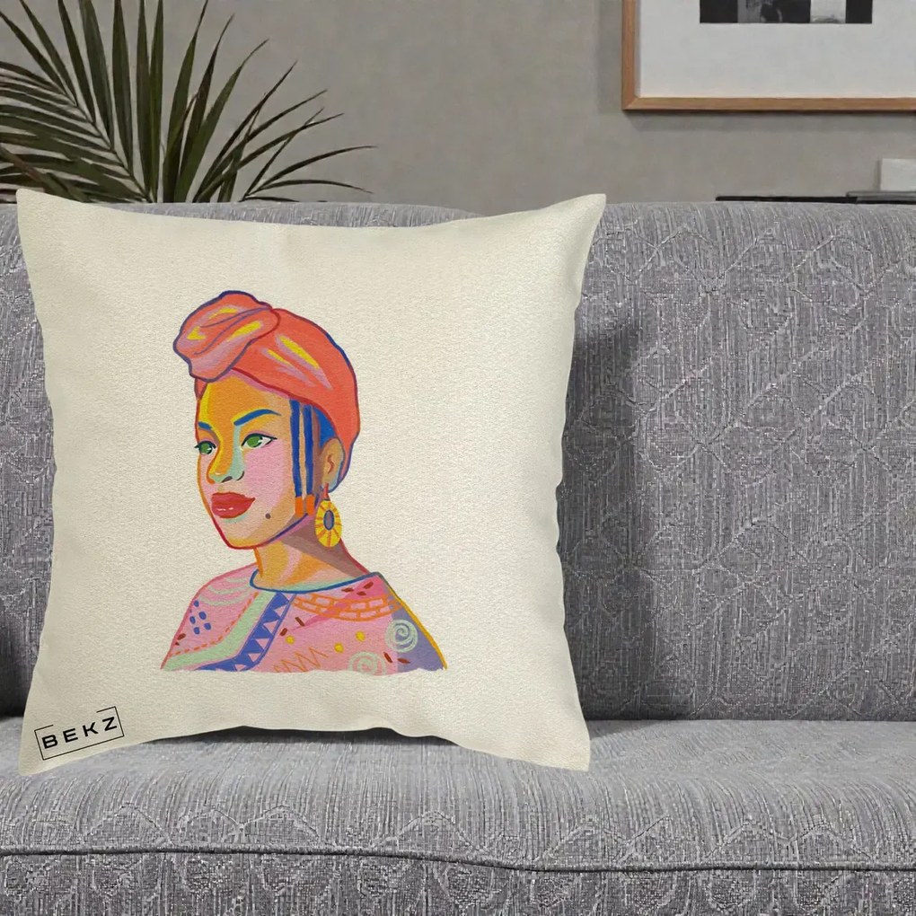 Perna Decorativa Portret Femeie Africana, 40x40 cm, Ecru, Husa Detasabila, Perna Inclusa, BEKZ®