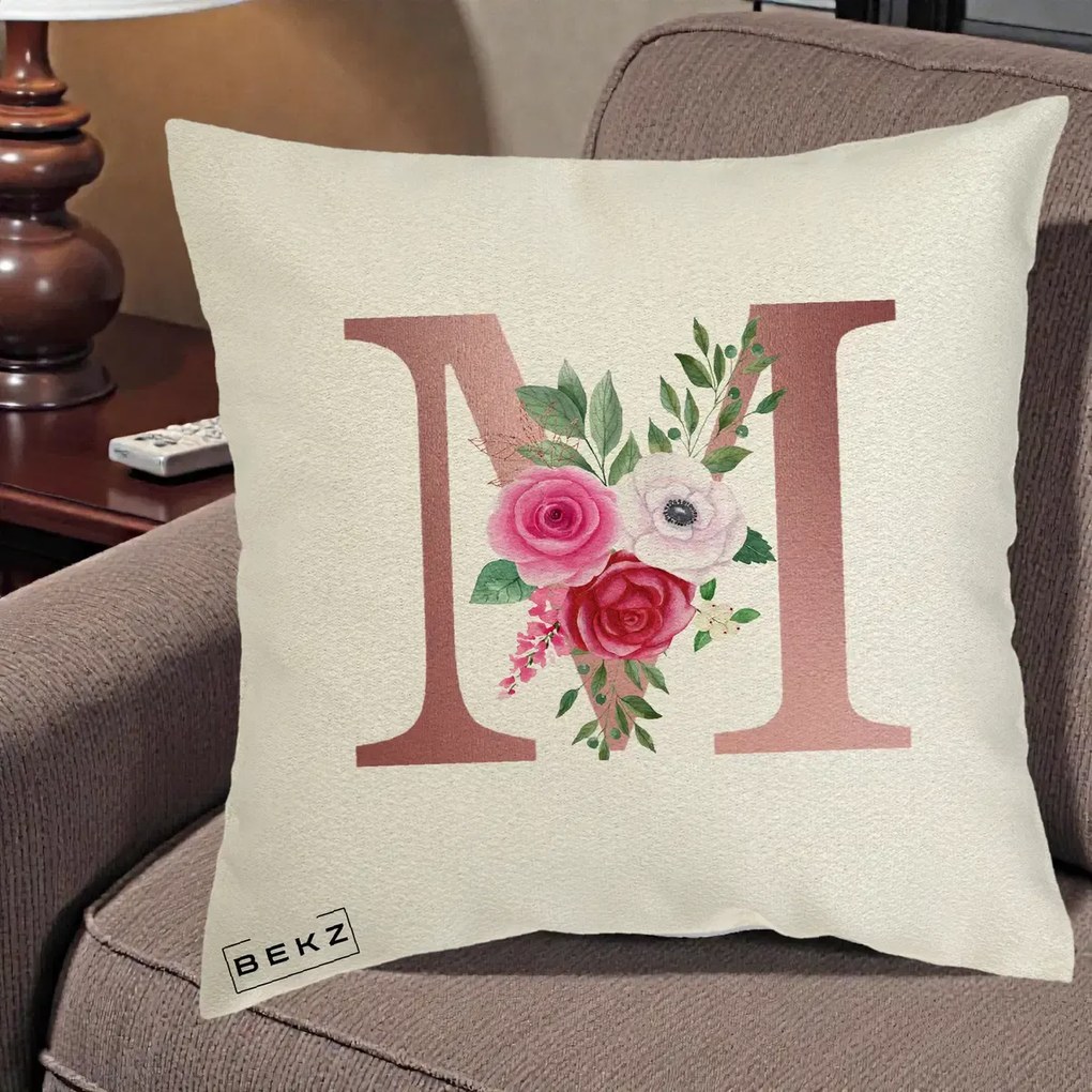Cadou Personalizat - Perna Personalizata Monograma Rose Gold Litera M cu Trandafiri, 40x40 cm, Ecru, Husa Detasabila, Perna Inclusa, BEKZ®