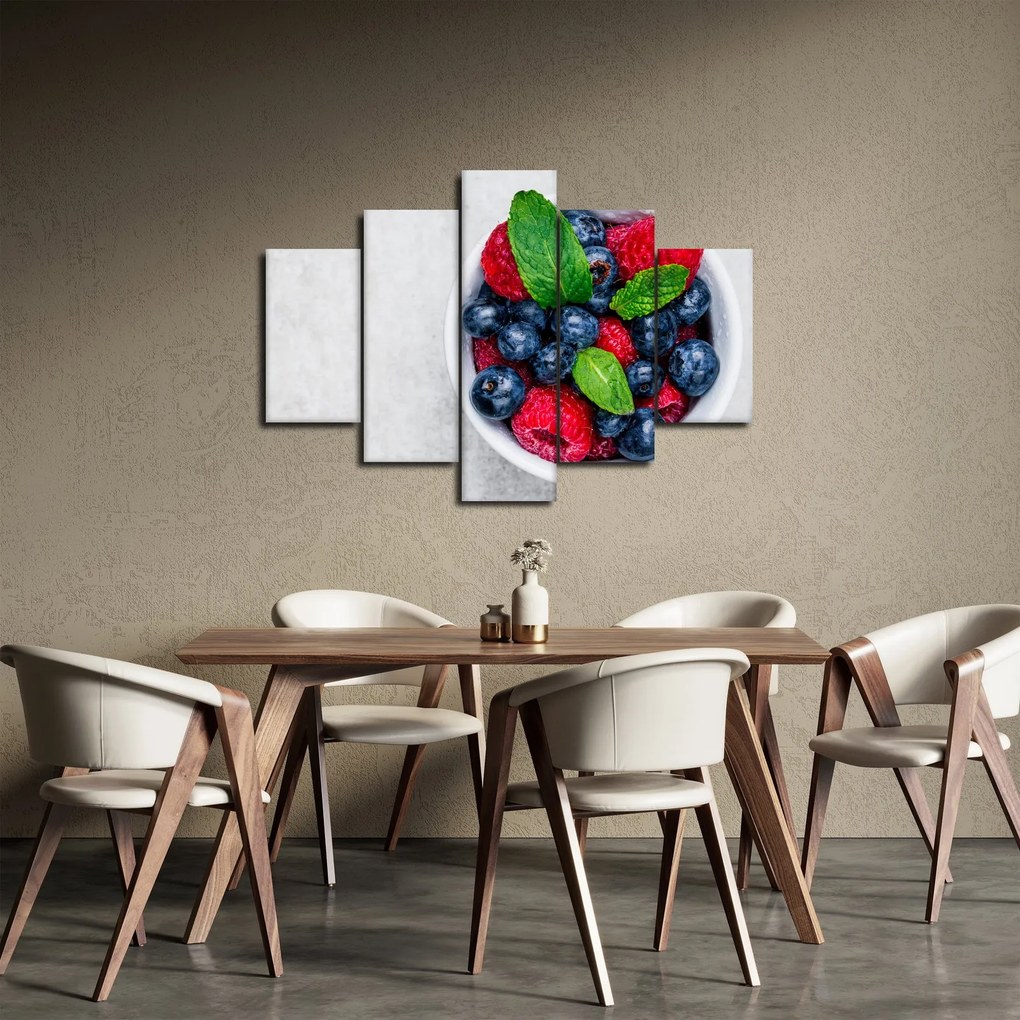 Tablou - bol cu fructe de pădure (150x105 cm)