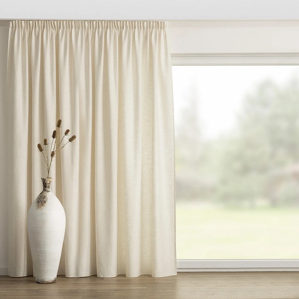 Perdea cu bandă de pliuri