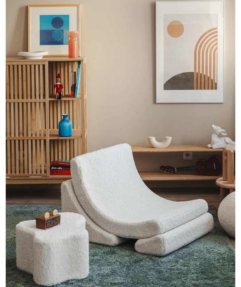 Puf de copii crem cu tapițerie din țesătură bouclé Cloud – Wigiwama