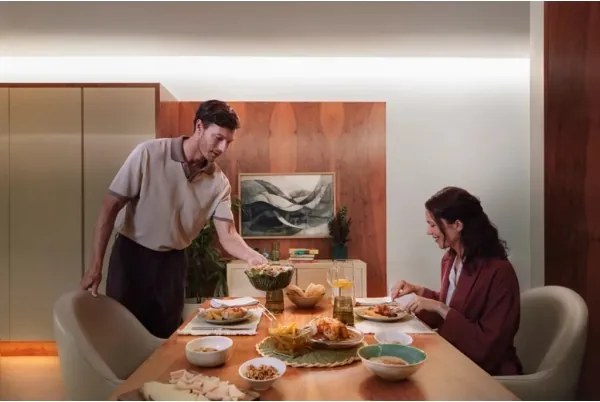 Philips - Hue FLUX Bandă LED RGBW reglabilă 3m LED/29W/230V 2200-6500K