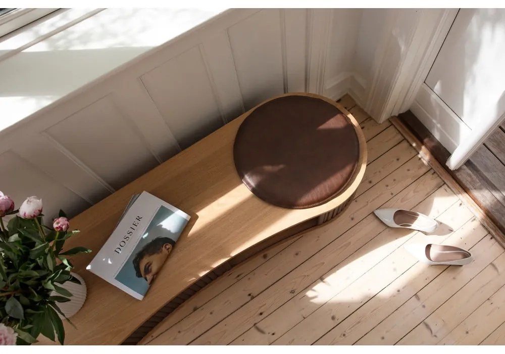 Masă TV maro/în culoare naturală cu aspect de lemn de stejar 140x40 cm Audacious – UMAGE