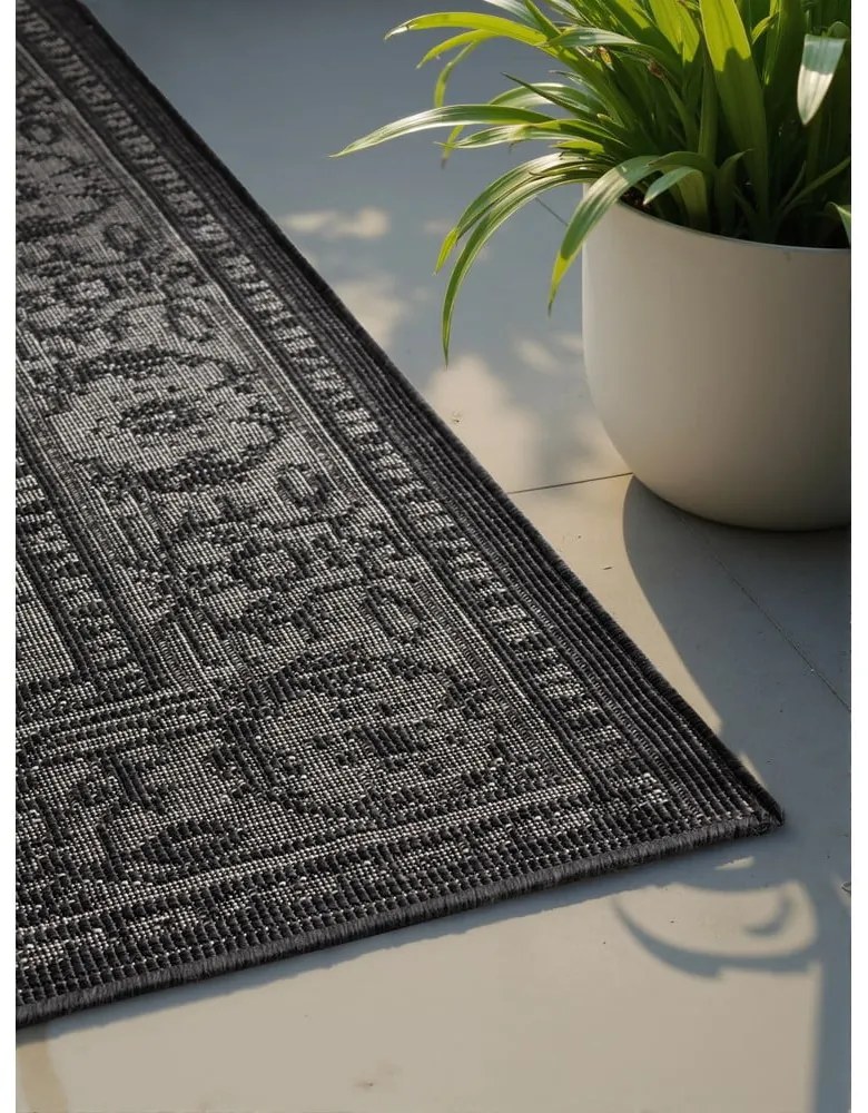 Covor pentru exterior și interior alb-negru 120x170 cm Duet Kona – NORTHRUGS
