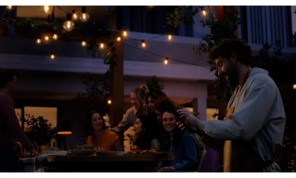 Philips Hue Festavia – Extensie pentru ghirlandă exterioară LED RGBW dimabilă, 10×LED, 7 m, IP65