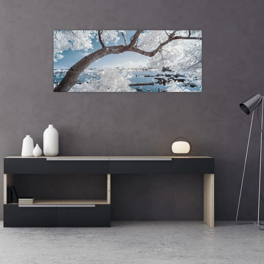 Tablou cu copac înzăpezit lângă apă (120x50 cm)