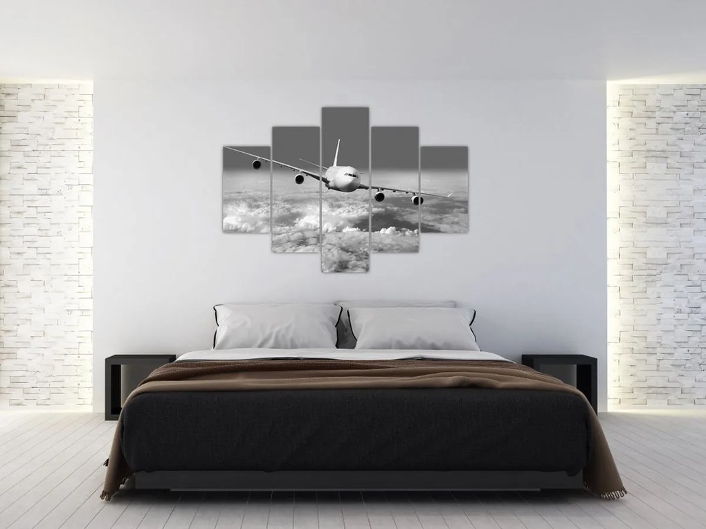 Tablou - Avion în nori, alb și negru (150x105 cm)