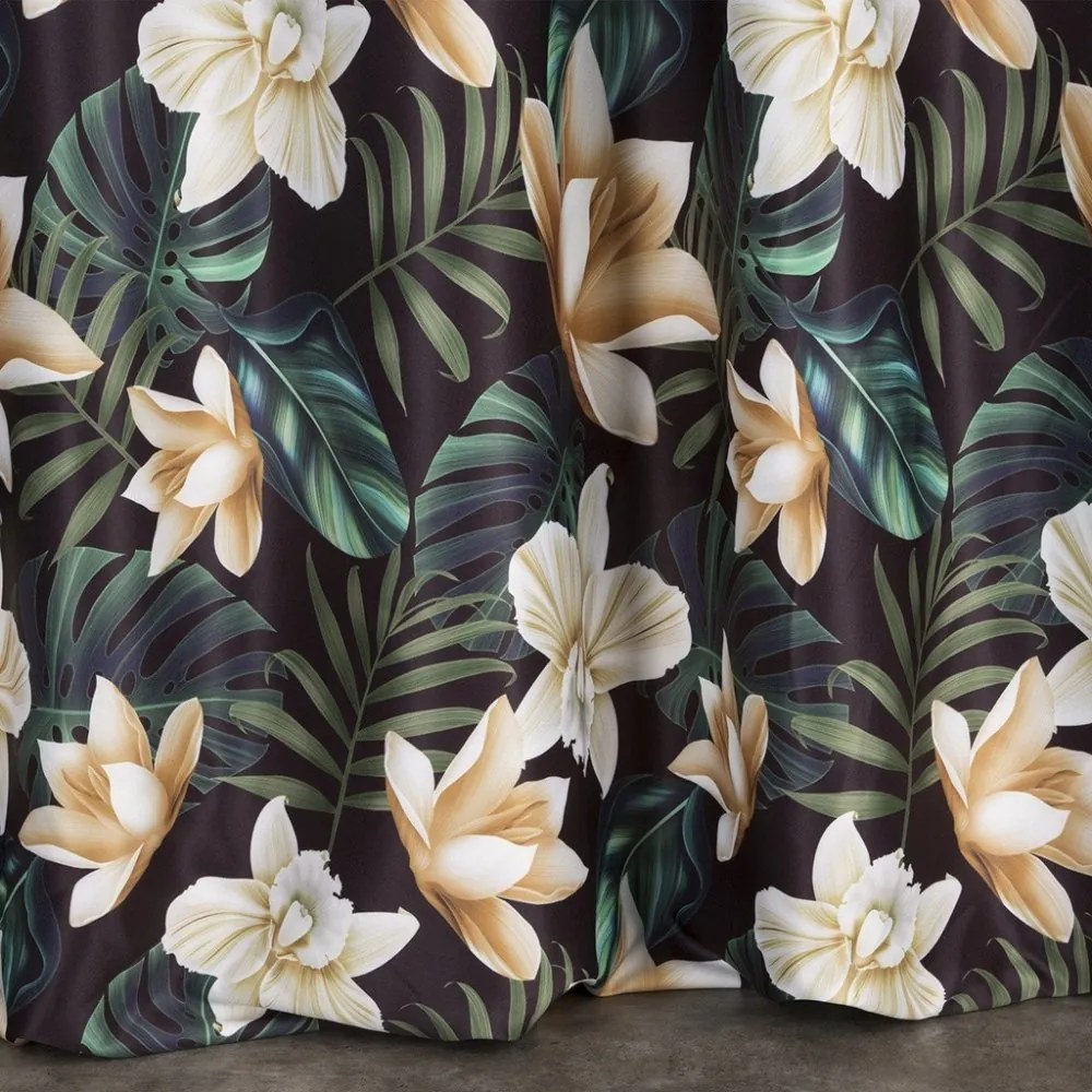Draperie verde scurtă decorativă, cu flori, agățat de cârlige Lungime: 170 cm
