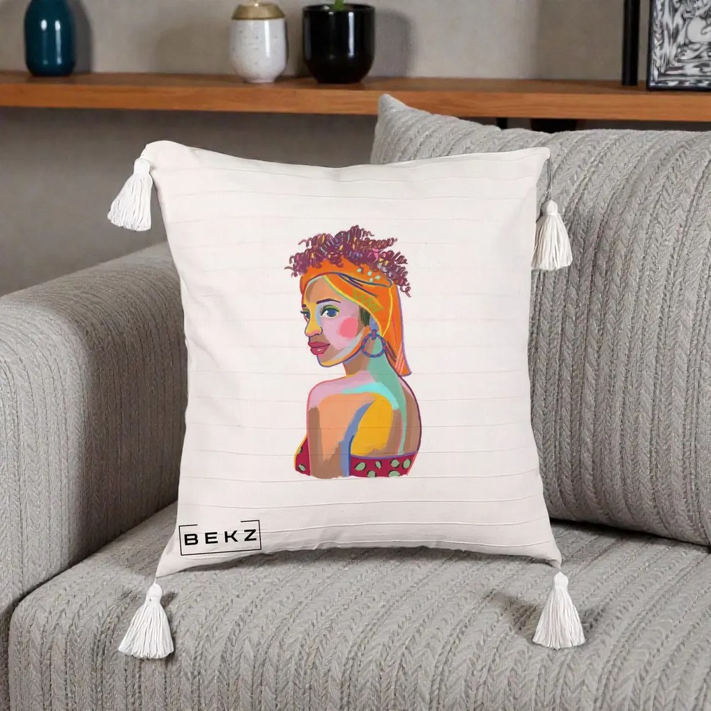Perna decorativa Portret Femeie Colorat Pop Art, 45x45 cm cu Umplutura, Bej cu Franjuri, BEKZ