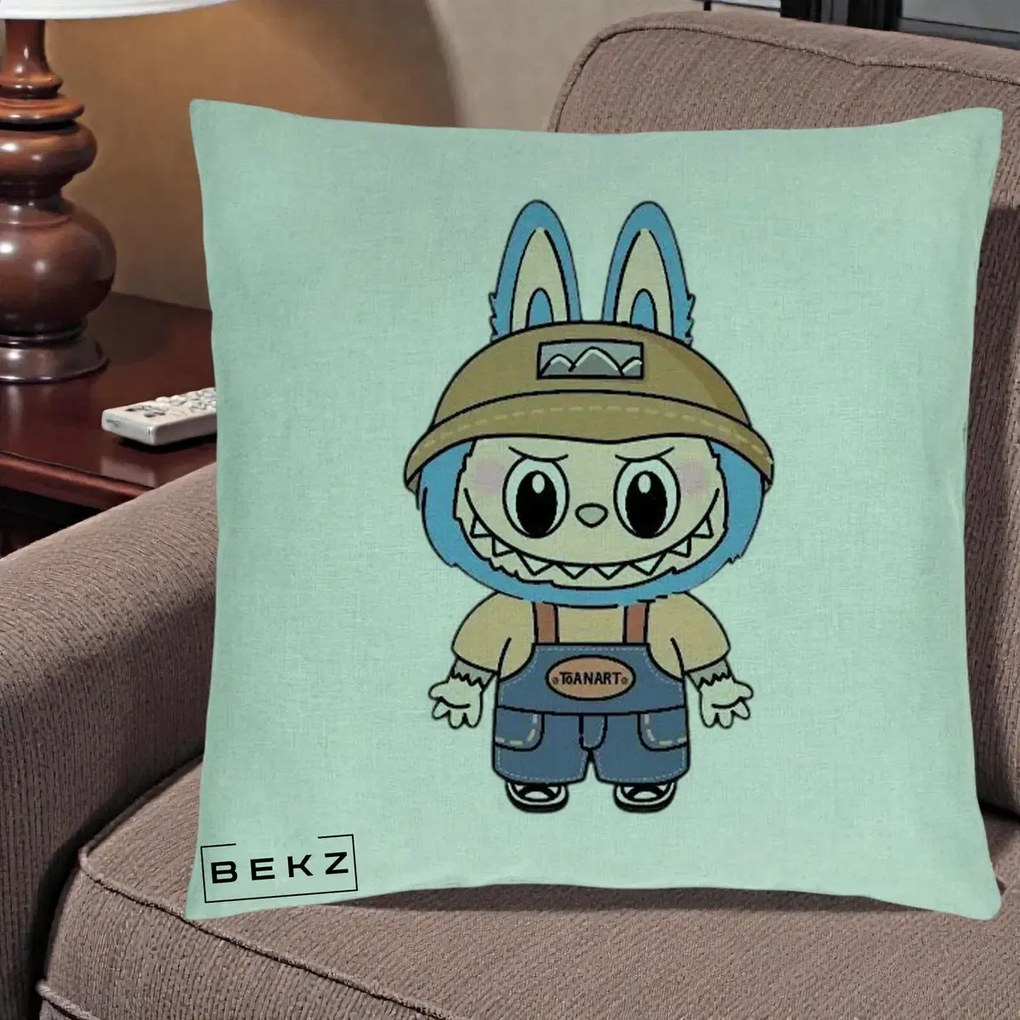 Perna Personalizata Labubu Toanart Blugi, 40x40 cm, Verde Menta, Husa Detasabila, Perna Inclusa, BEKZ®