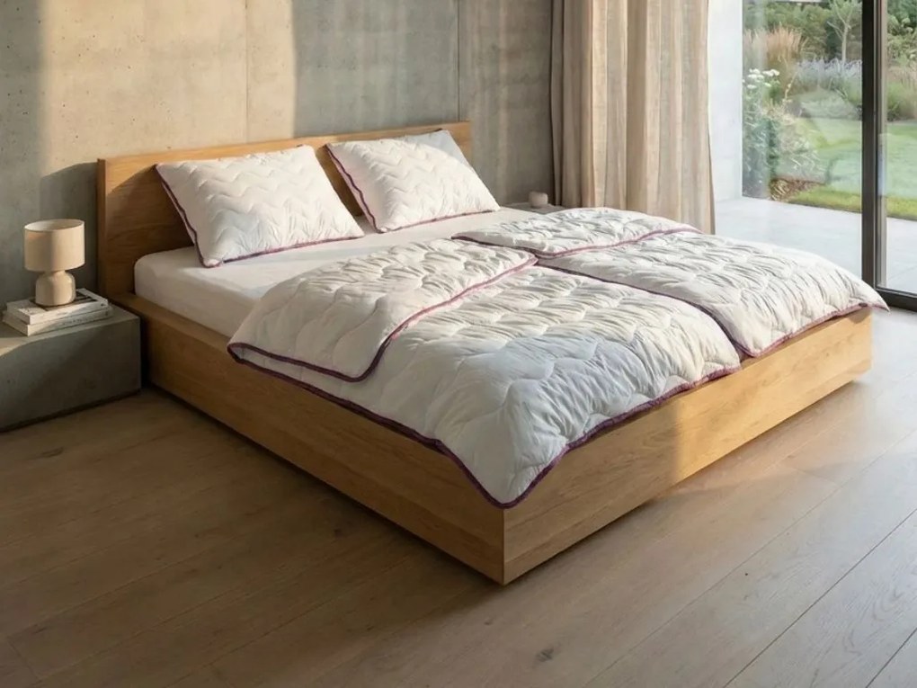 Pilota quiltata pentru toate anotimpurile 140x200 cm cu perna STELLA LAVENDER 70x90 cm, alba