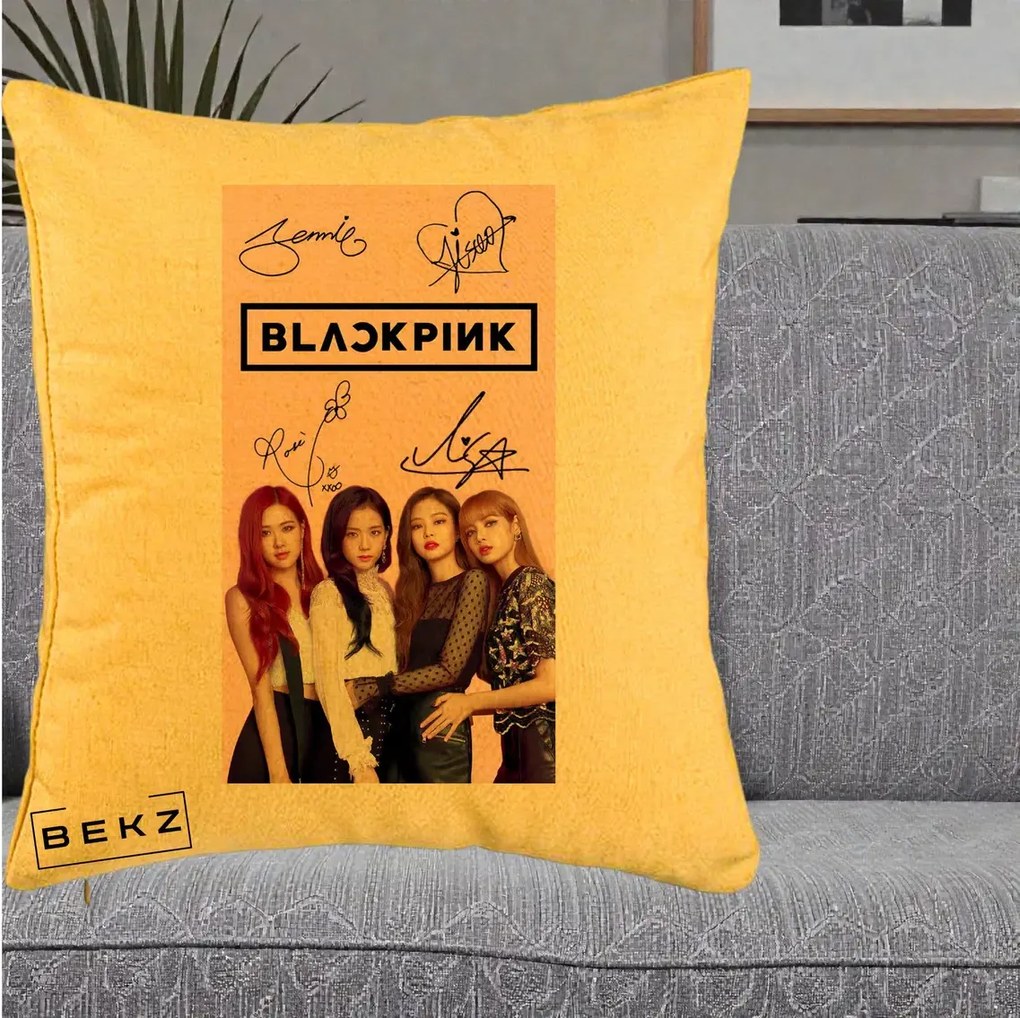Perna Personalizata K-pop BLACKPINK Semnaturi si Foto, 40x40 cm, Galben, Husa Detasabila, Perna Inclusa, BEKZ®
