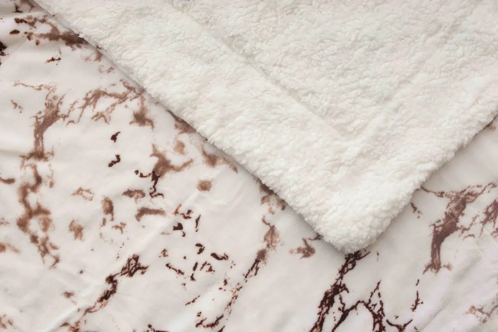 Pătură din microfibră cu lână sintetică