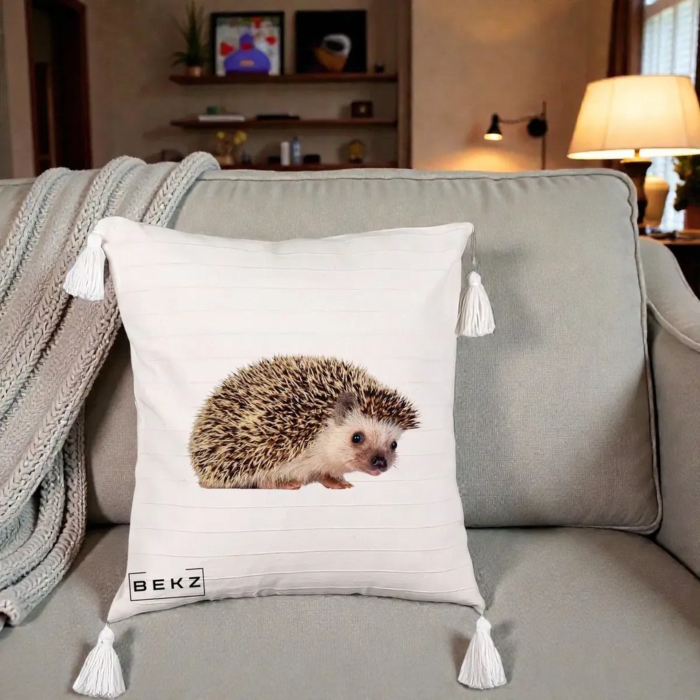 Perna Decorativa Arici Fotorealist, 40x40 cm, Bej cu Franjuri, Husa Detasabila, Perna Inclusa, BEKZ®