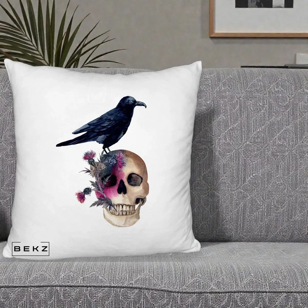 Perna Decorativa Craniu cu Corb si Flori Gothic, 40x40 cm, Alb Pufos, Husa Detasabila, Perna Inclusa, BEKZ®