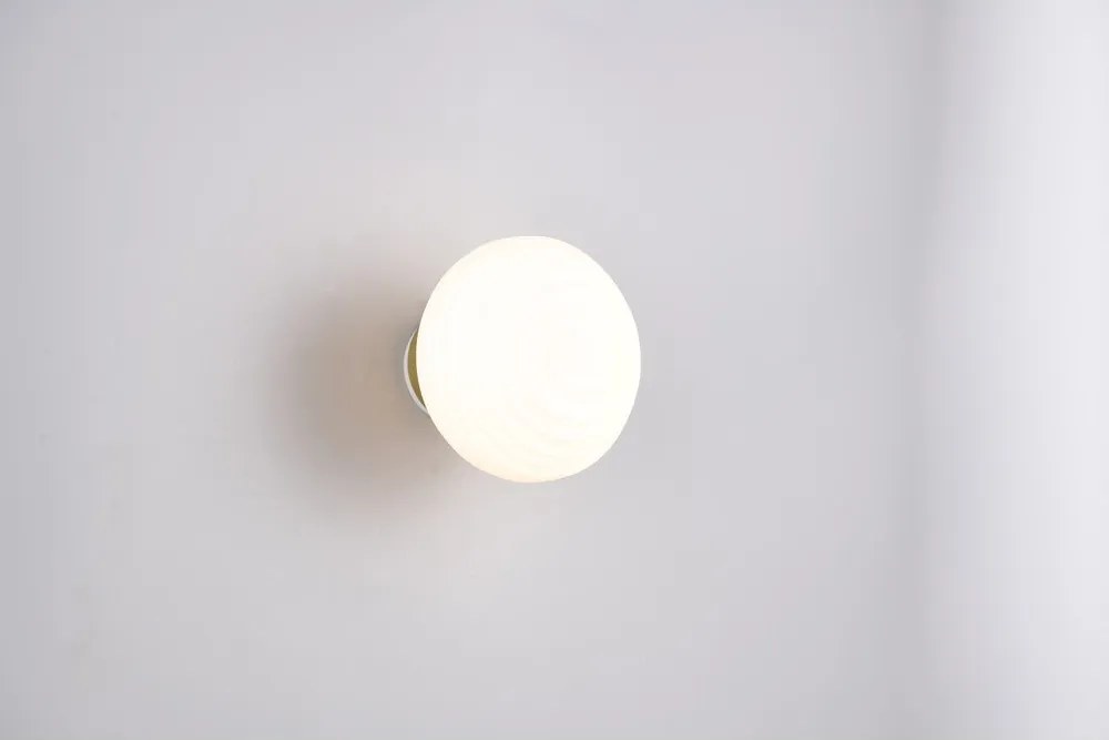 Aplică de perete albă LED din sticlă cu USB ø 15,5 cm Earl – Reality