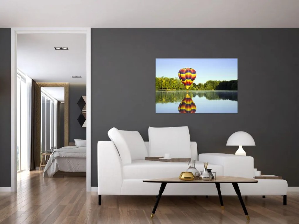 Tablou cu balon cu aer cald pe un lac (90x60 cm)