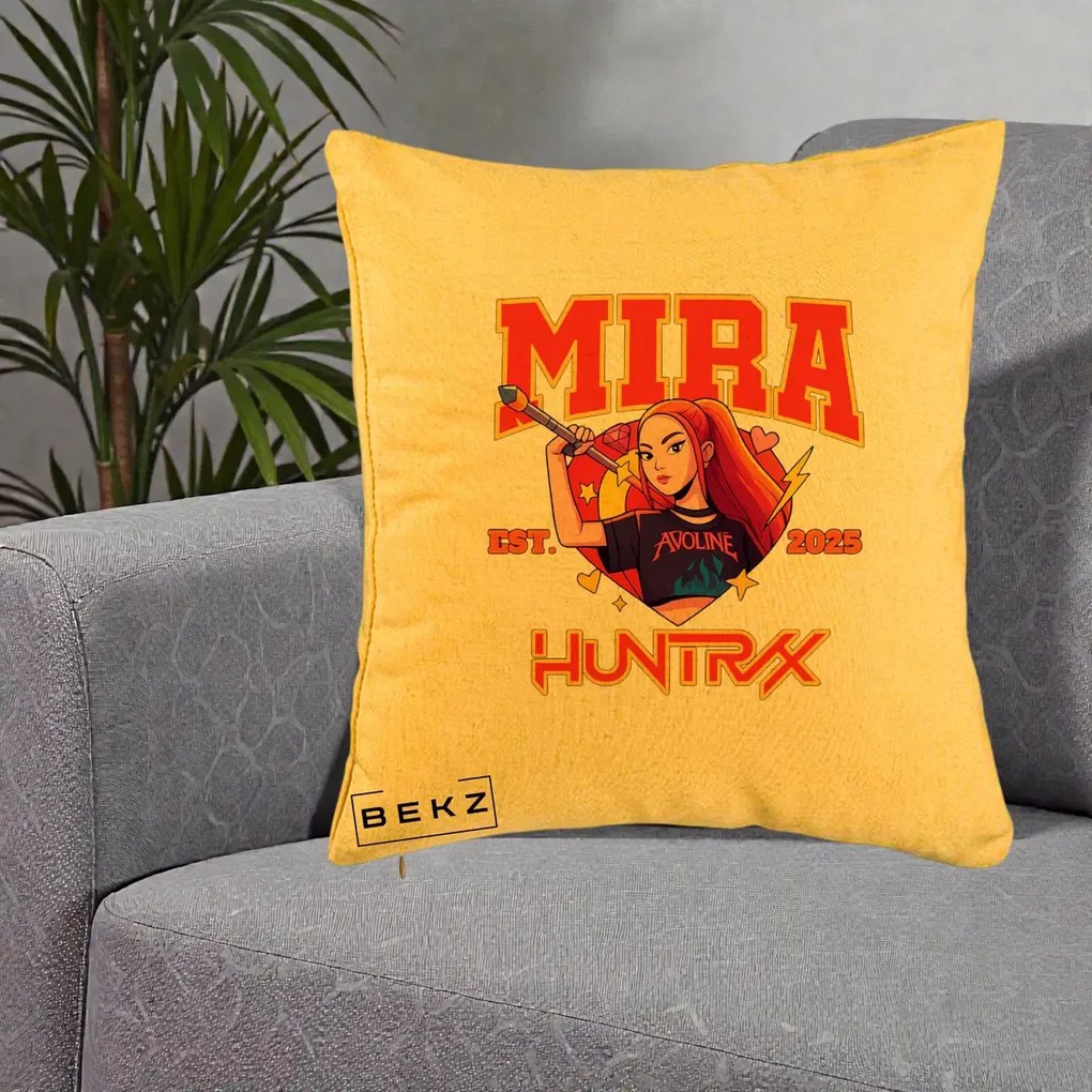 Perna Personalizata K-pop HUNTRX Mira Personaj Avoline, 40x40 cm, Galben, Husa Detasabila, Perna Inclusa, BEKZ®