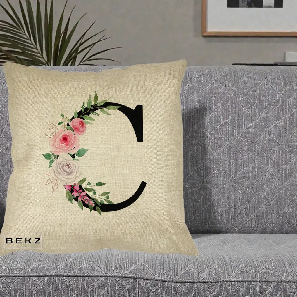 Cadou Personalizat - Perna Personalizata Monograma Florala Litera C, 40x40 cm, Crem, Husa Detasabila, Perna Inclusa, BEKZ®