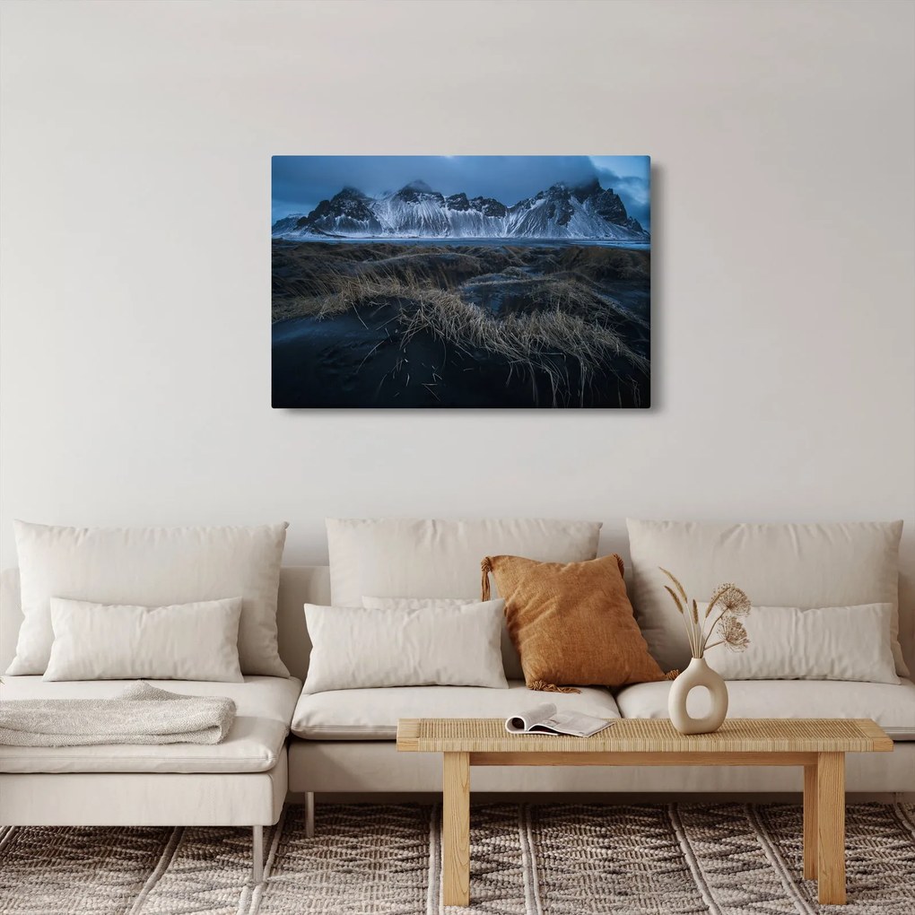 Tablou cu priveliște spre vărfurile Islanda (90x60 cm)