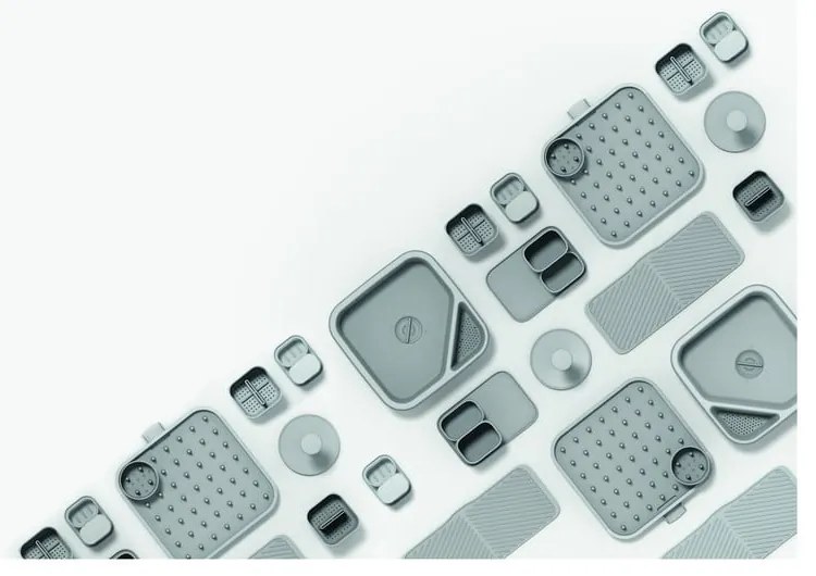 Scurgător de vase gri deschis pentru tacâmuri din plastic 12x11 cm Duo – Joseph Joseph