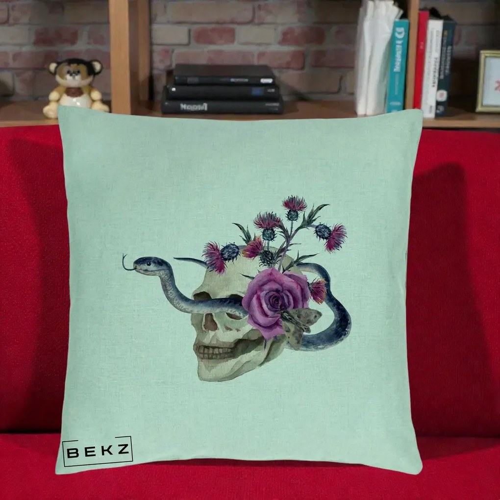 Perna Decorativa Craniu cu Sarpe si Trandafiri Gothic, 40x40 cm, Verde Menta, Husa Detasabila, Perna Inclusa, BEKZ®
