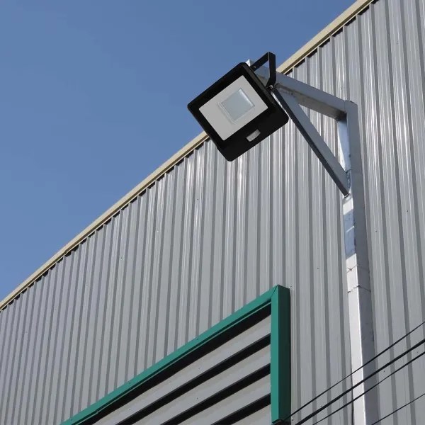 Proiector LED cu senzor LED/50W/230V 6500K IP65 negru