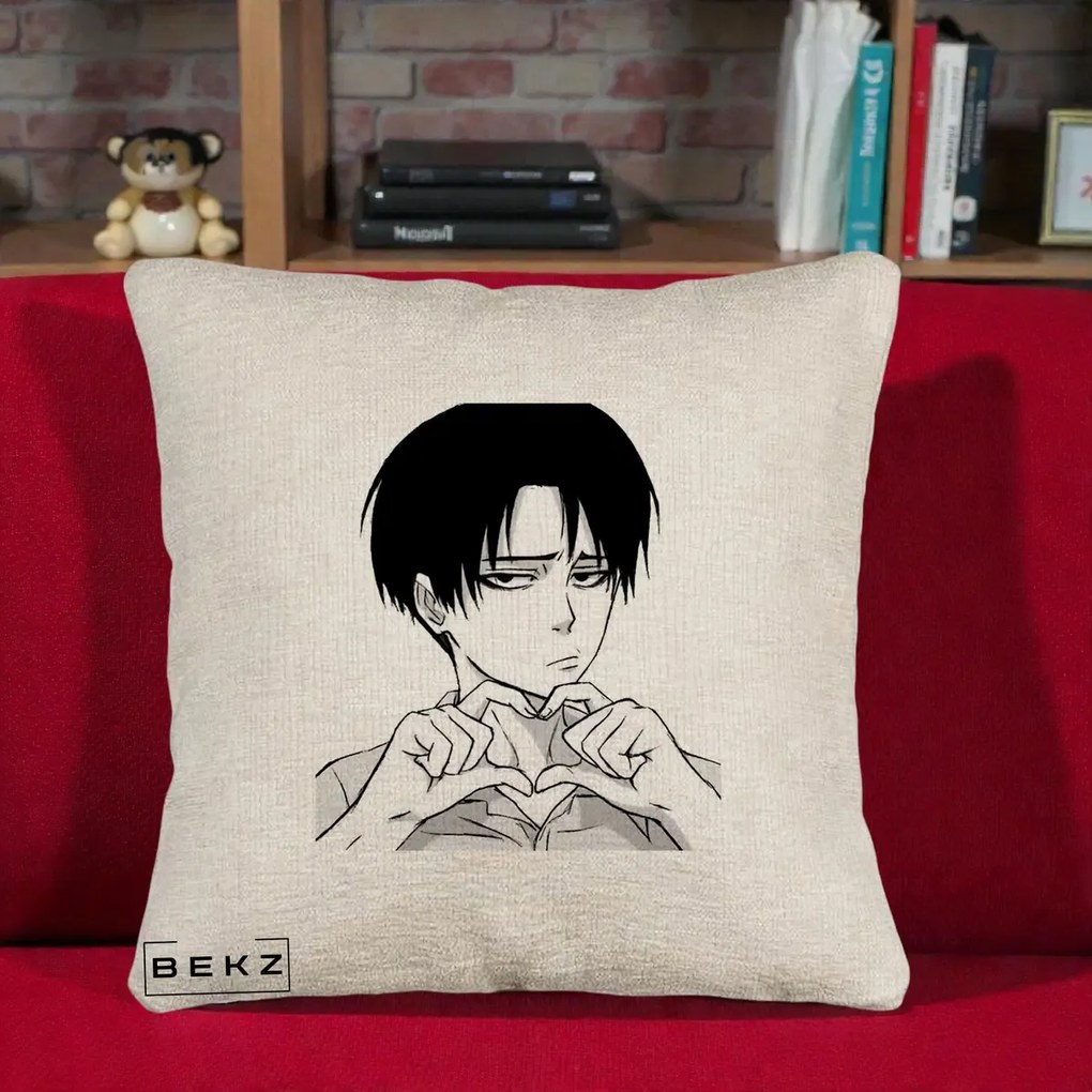 Perna Personalizata Levi Ackerman Inima, 40x40 cm, Bej Canapea, Husa Detasabila, Perna Inclusa, BEKZ®