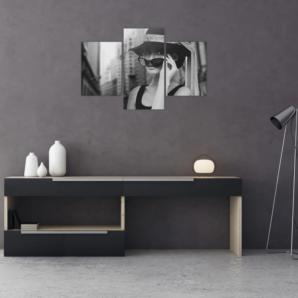 Tablou cu femeie (90x60 cm)