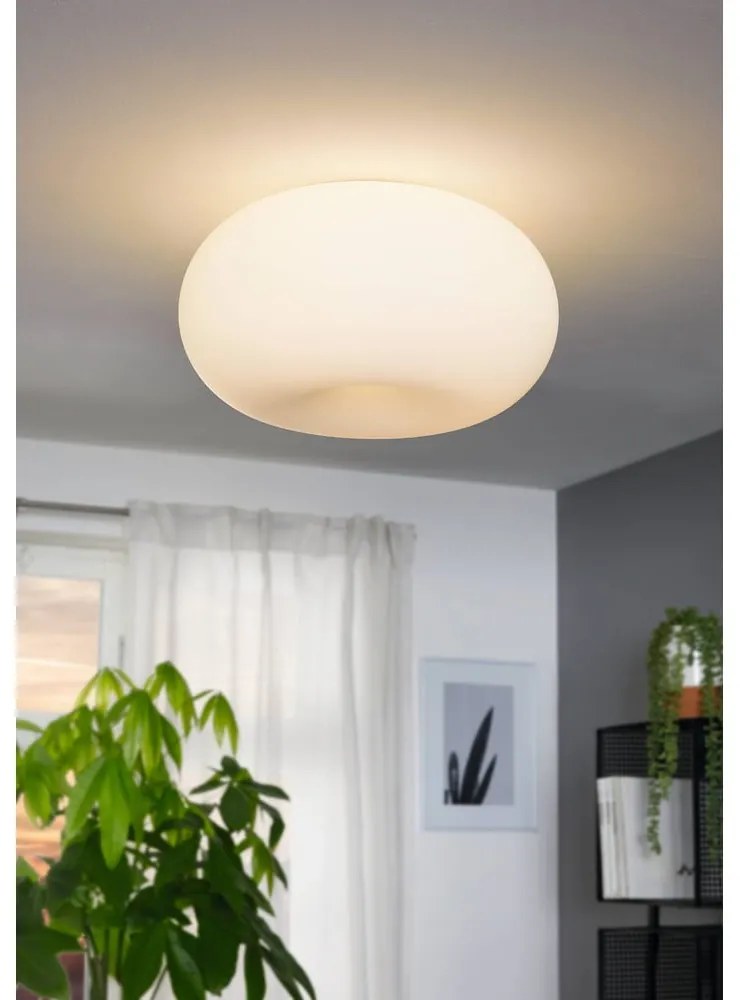 Plafonieră albă cu abajur din sticlă OPTICA – EGLO