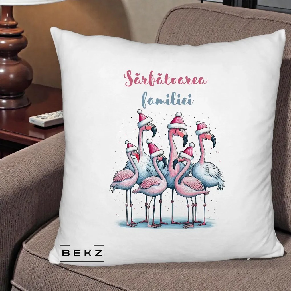 Perna Decorativa Flamingo Craciun Sarbatoarea Familiei, 40x40 cm, Alb Pufos, Husa Detasabila, Perna Inclusa, BEKZ®