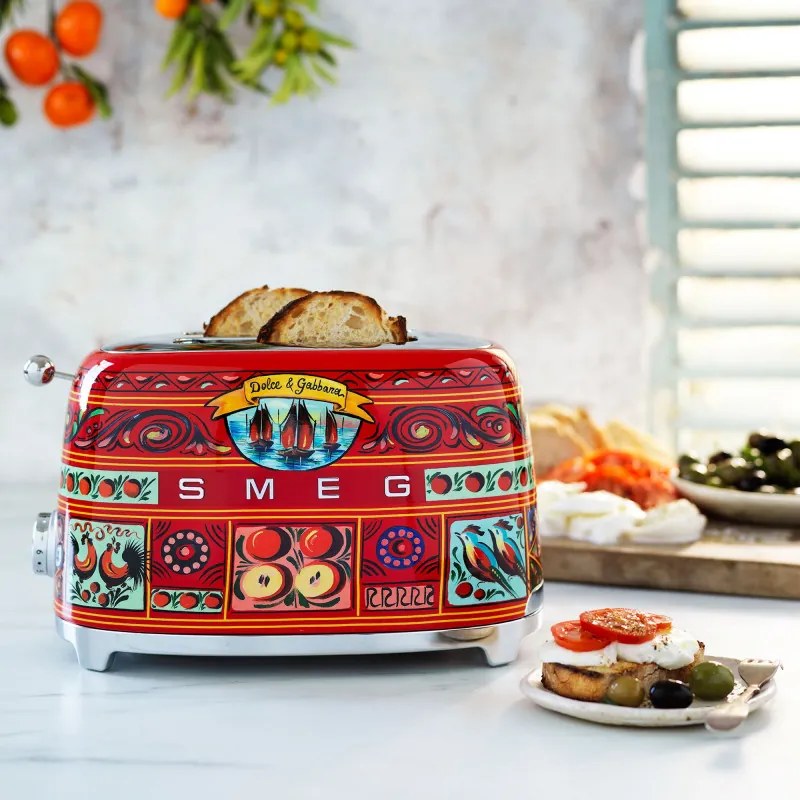 Prajitor de paine SMEG Dolce & Gabbana Sicily is my Love! TSF01DGEU, 950 W, 2 felii, 6 trepte, Tava pentru firimituri, Cablu integrat, Otel inoxidabil, Multicolor