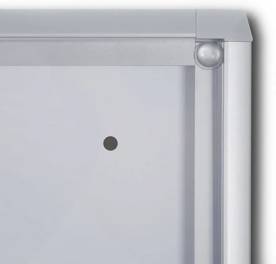 Vitrina informații interioare Economy 6 x A4 - spate din tablă, aluminiu