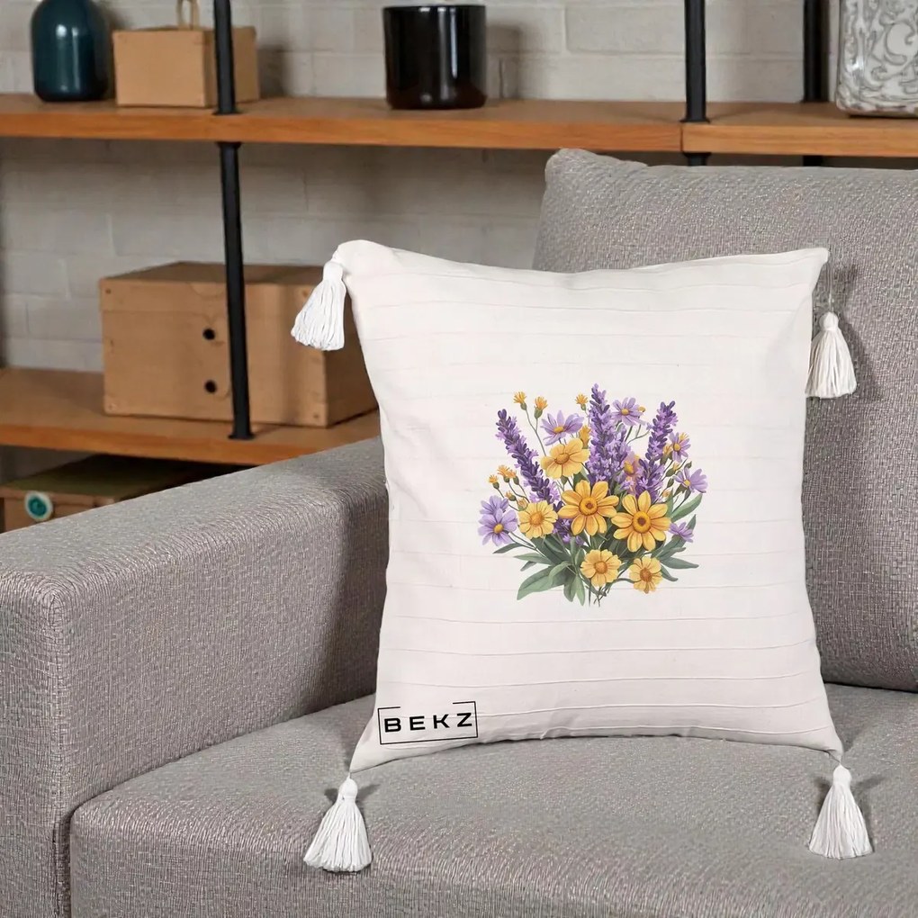 Perna Decorativa Lavanda cu Margarete Galbene si Lila, 40x40 cm, Bej cu Franjuri, Husa Detasabila, Perna Inclusa, BEKZ®