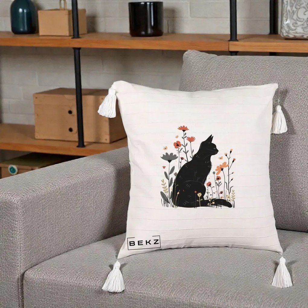 Perna Decorativa Pisica Neagra Profil Flori Portocalii, 40x40 cm, Bej cu Franjuri, Husa Detasabila, Perna Inclusa, BEKZ®