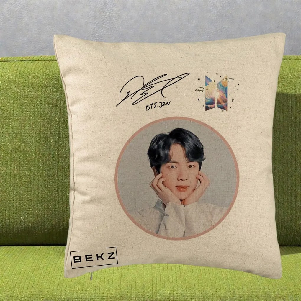 Perna Personalizata K-pop BTS Jin Portret cu Autograf, 40x40 cm, Bej, Husa Detasabila, Perna Inclusa, BEKZ®