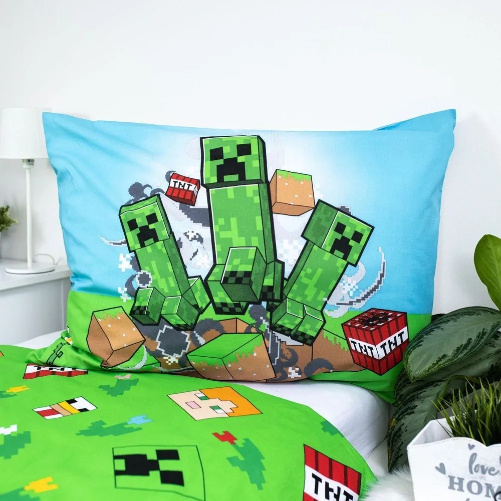 Lenjerie de pat pentru copii verde-albastră din bumbac pentru pat de o persoană 140x200 cm Minecraft "Outdoor Mobs" – Jerry Fabrics