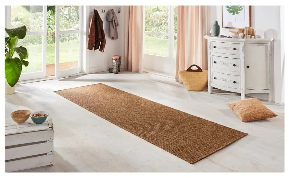 Covor tip traversă pentru interior și exterior maro 80x350 cm Nature – Hanse Home