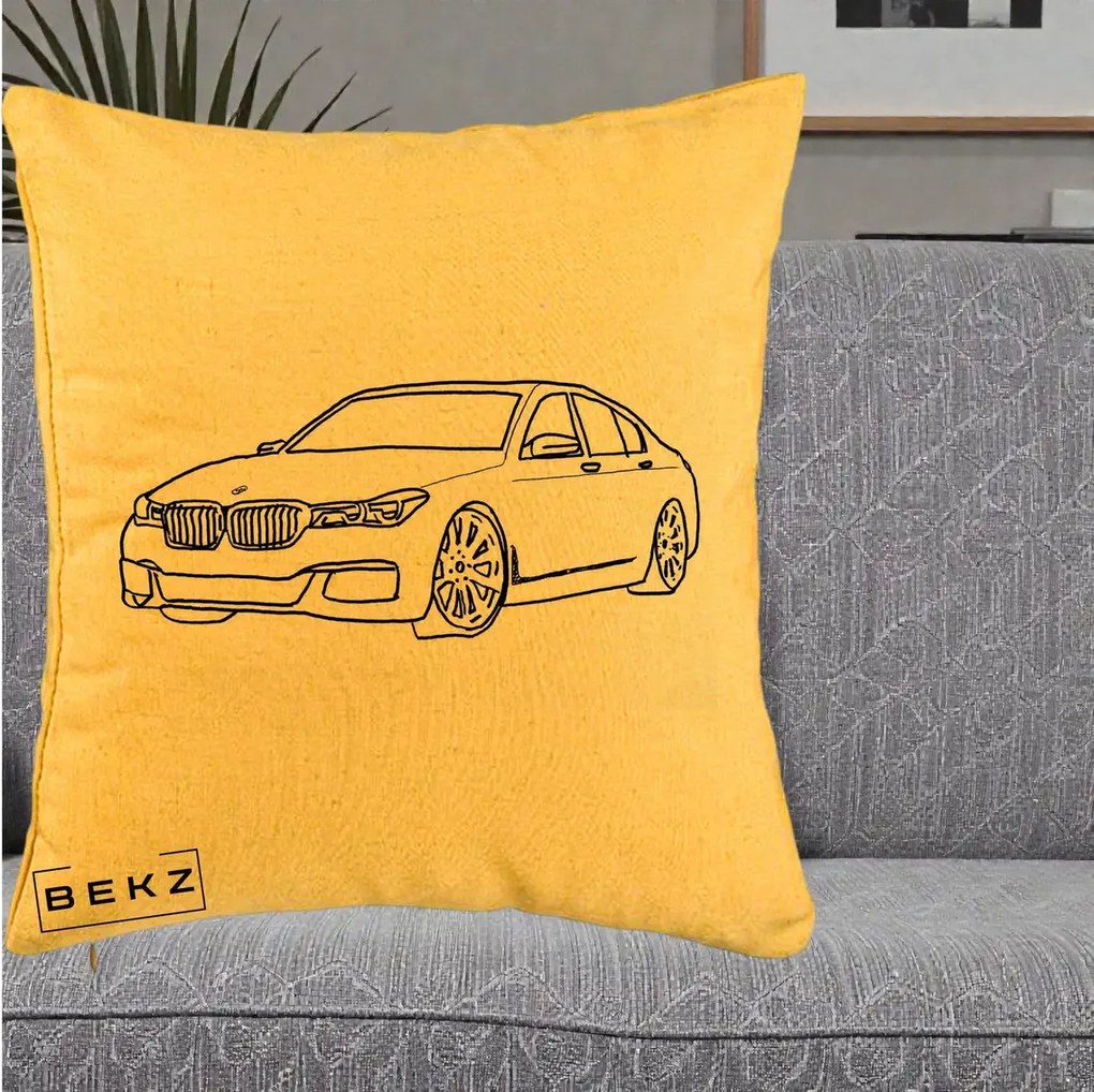 Perna personalizata BMW Seria 7 Linie Minimalista, 40x40 cm cu Umplutura, Galben, BEKZ