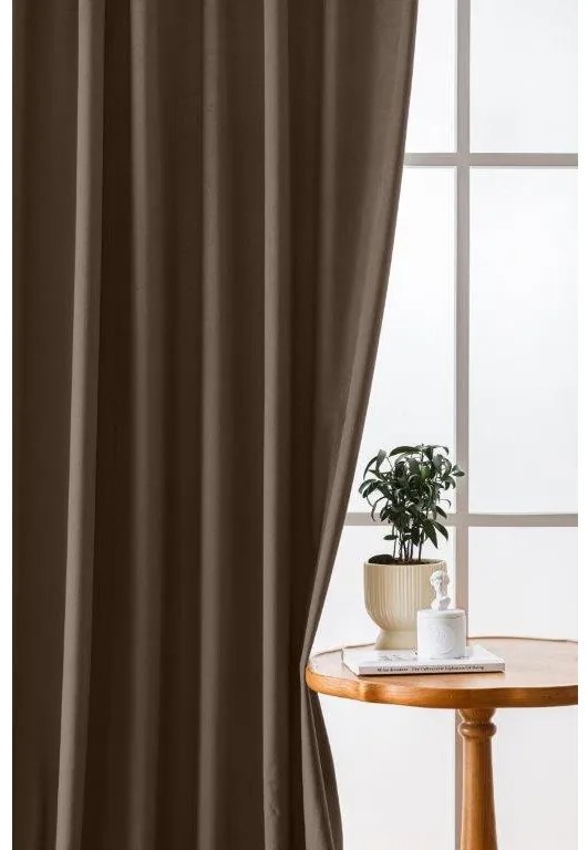Draperie opacificanta maro VELVET 140x270 cm Agatat: Rejansa