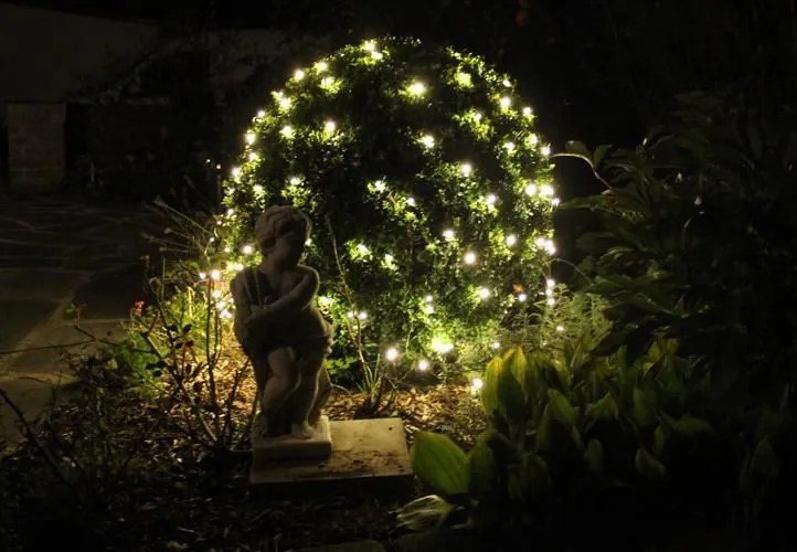 Plasă luminoasă LED de Crăciun - 3 x 3 m, 128 diode,alb cald