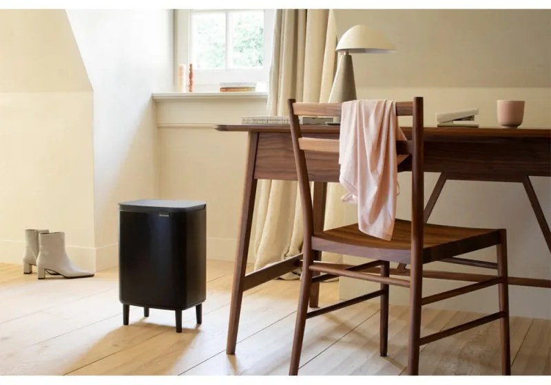 Cos pentru gunoi Brabantia Bo Small Hi 1006649, 12 L, Deschidere lina si silentioasa, Bază antiderapantă, Negru