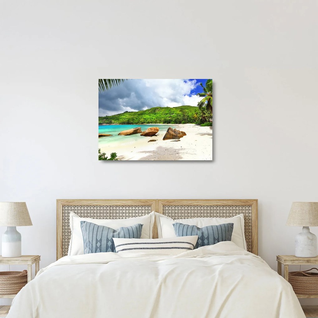 Tablou pe sticlă - Seychelles, plaja Takamaka (70x50 cm)