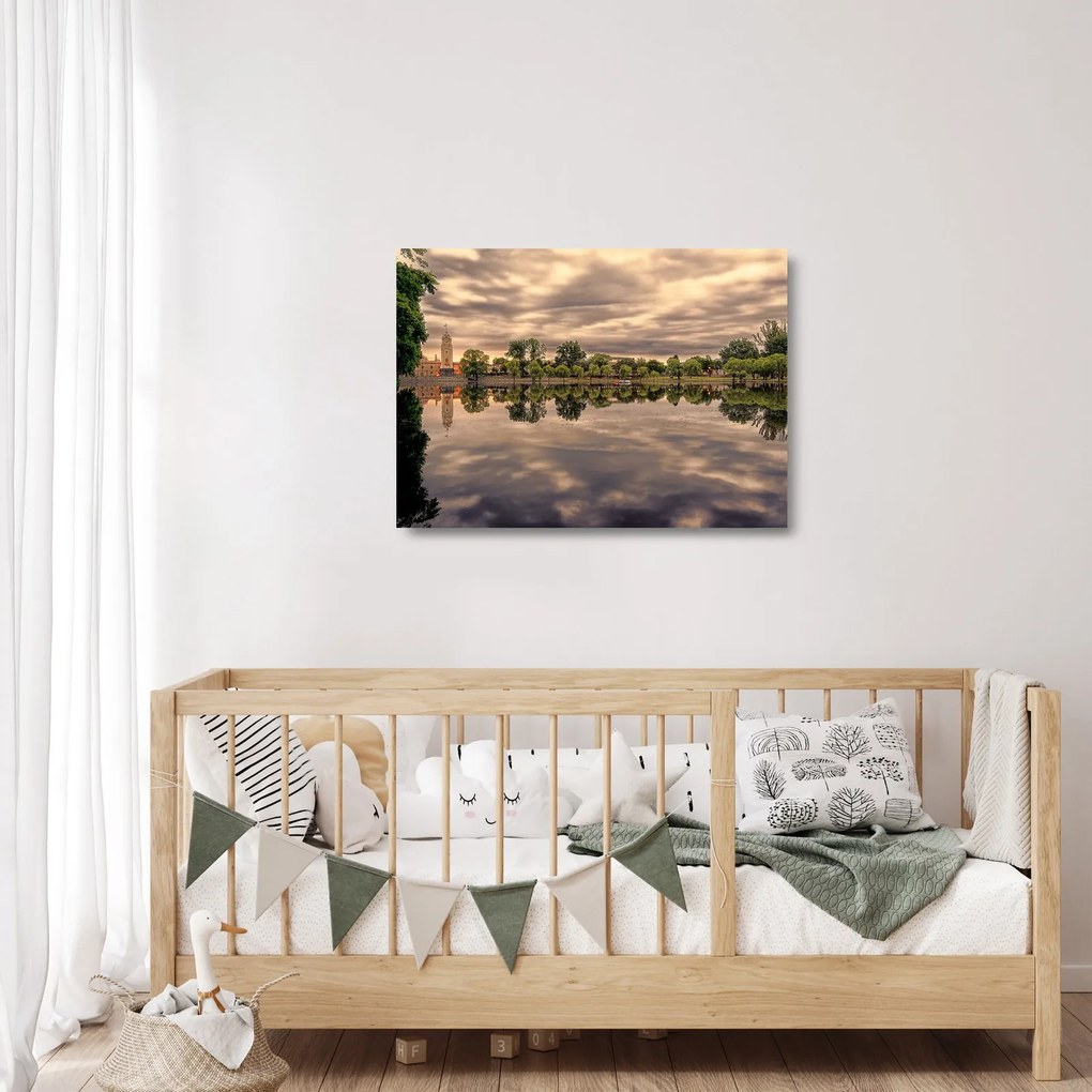Tablou pe sticlă cu lac și copaci (70x50 cm)