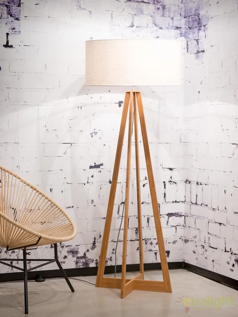 Lampadar realizat din materiale naturale, durabile si ecologice, EVEREST/F alb
