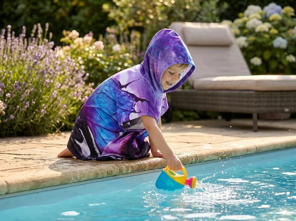 Poncho pentru copii DRAK mov Dimensiune: 60 x 120 cm