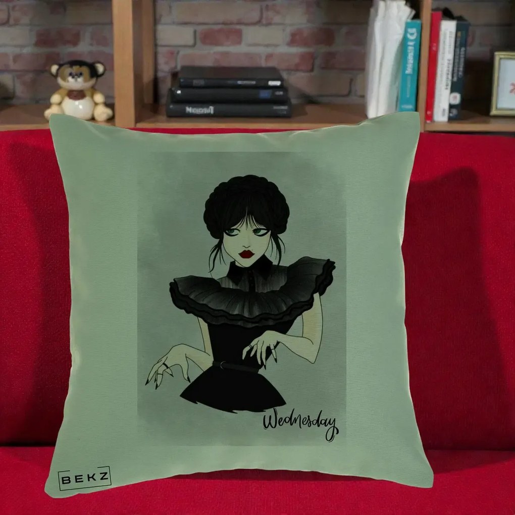 Perna Personalizata Wednesday Addams Portret Gotic, 40x40 cm, Verde, Husa Detasabila, Perna Inclusa, BEKZ®
