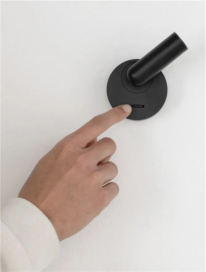 Aplica spot LED directionabil negru PICTOR